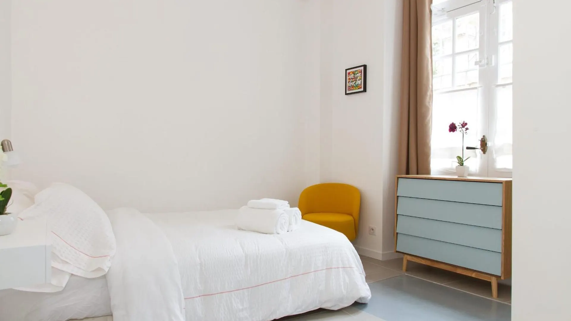 Apartment St Germain Des Pres - 2br - Cityapartmentstay